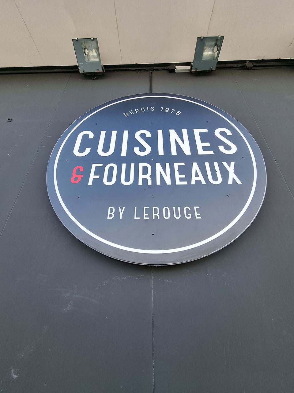 Enseignes lumineuses - Cuisines & Fourneaux