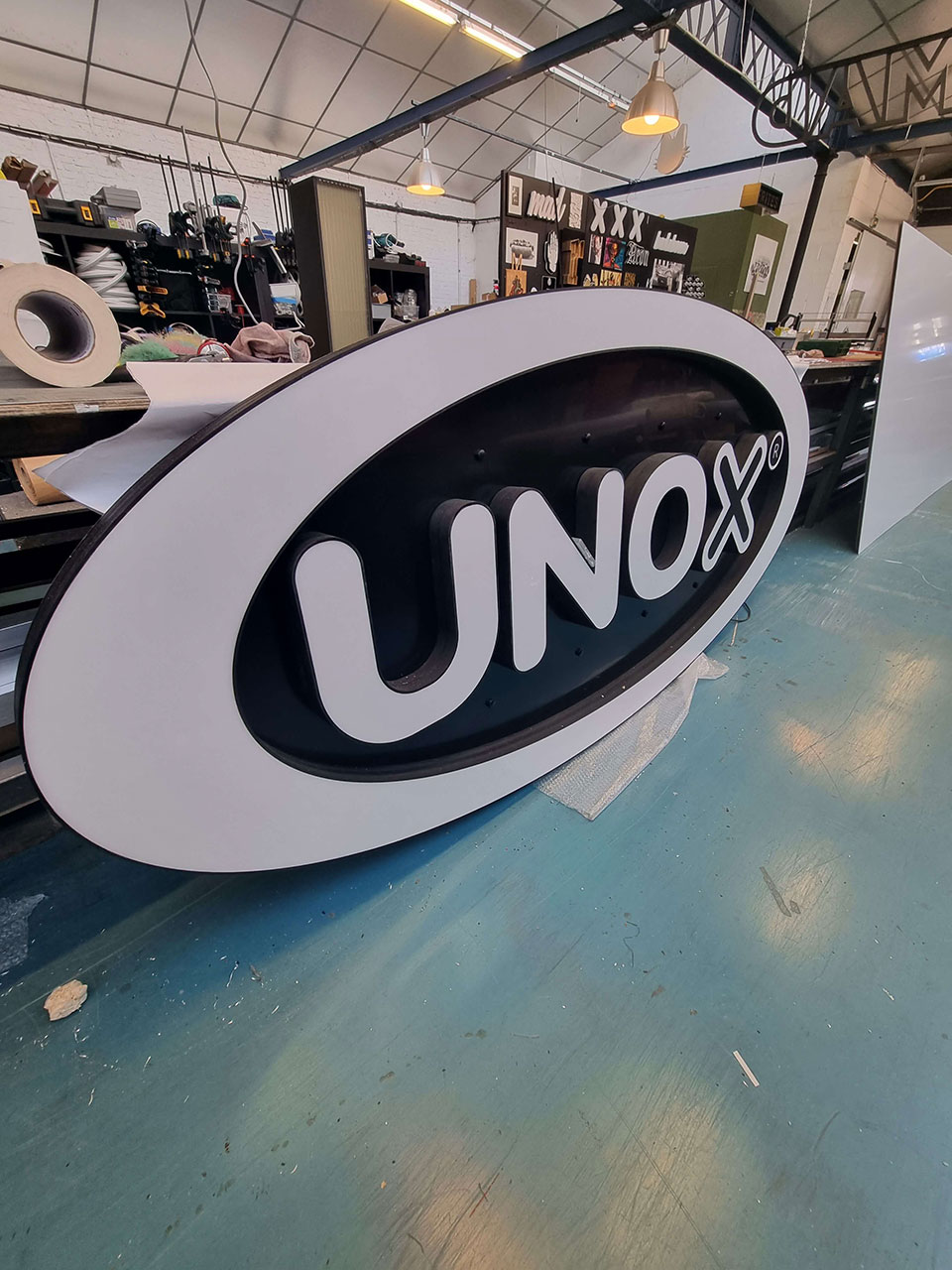 Enseignes lumineuses - Unox