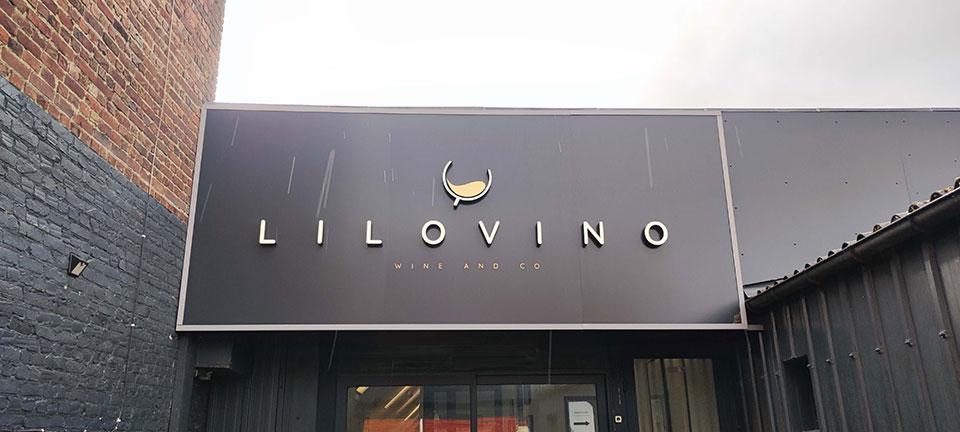 Enseignes lumineuses - Lilovino