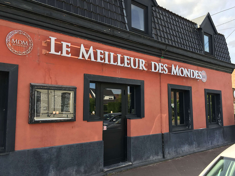 Enseignes lumineuses - Le Meilleur des mondes