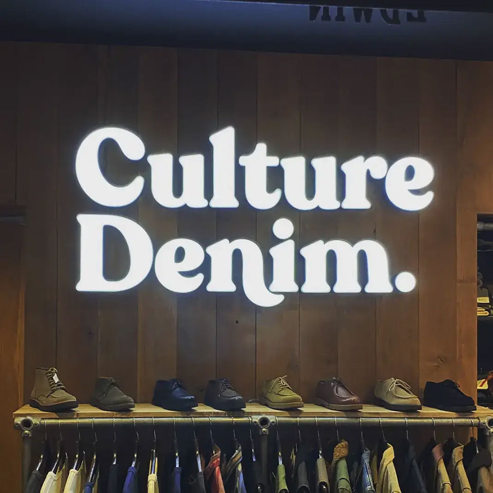 Enseignes lumineuses - Culture Denim
