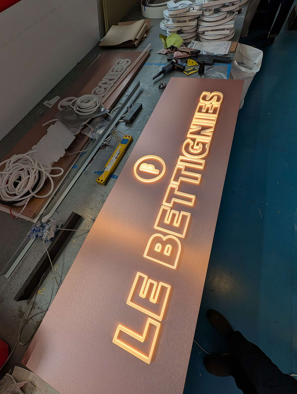 Enseignes lumineuses - Le Bettignies