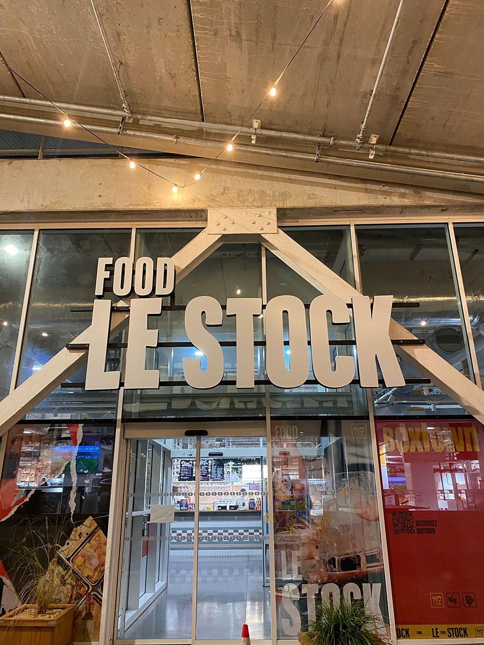 Enseignes non lumineuses - Le Stock