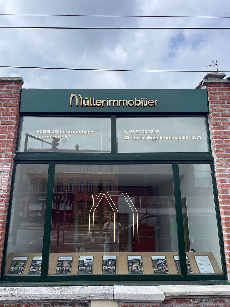 Néons - Müller immobilier